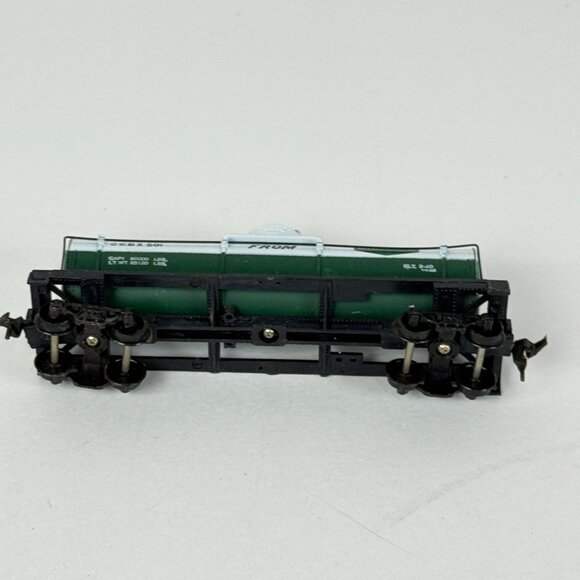 HO Scale Vintage Model Train Cars Kahn’s Refrigerator Union Carbide Tank Western - Picture 6 of 9